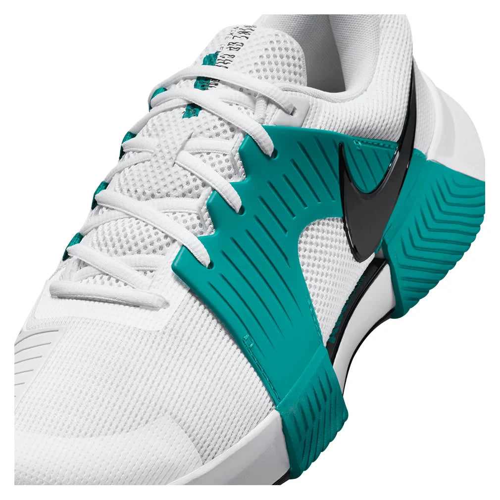 Men`s Zoom GP Challenge 1 Tennis Shoes White and Black Footwear Nike