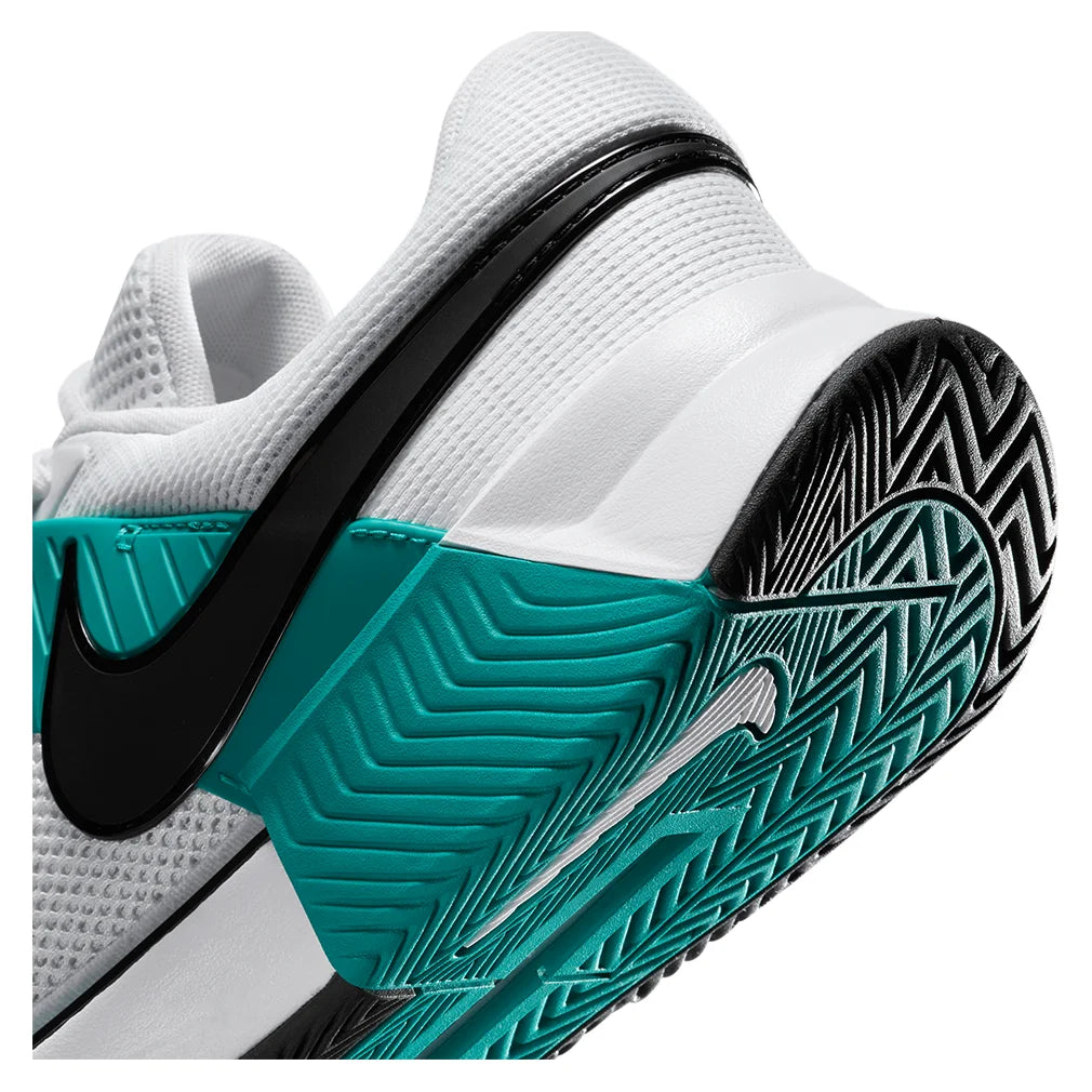 Men`s Zoom GP Challenge 1 Tennis Shoes White and Black Footwear Nike