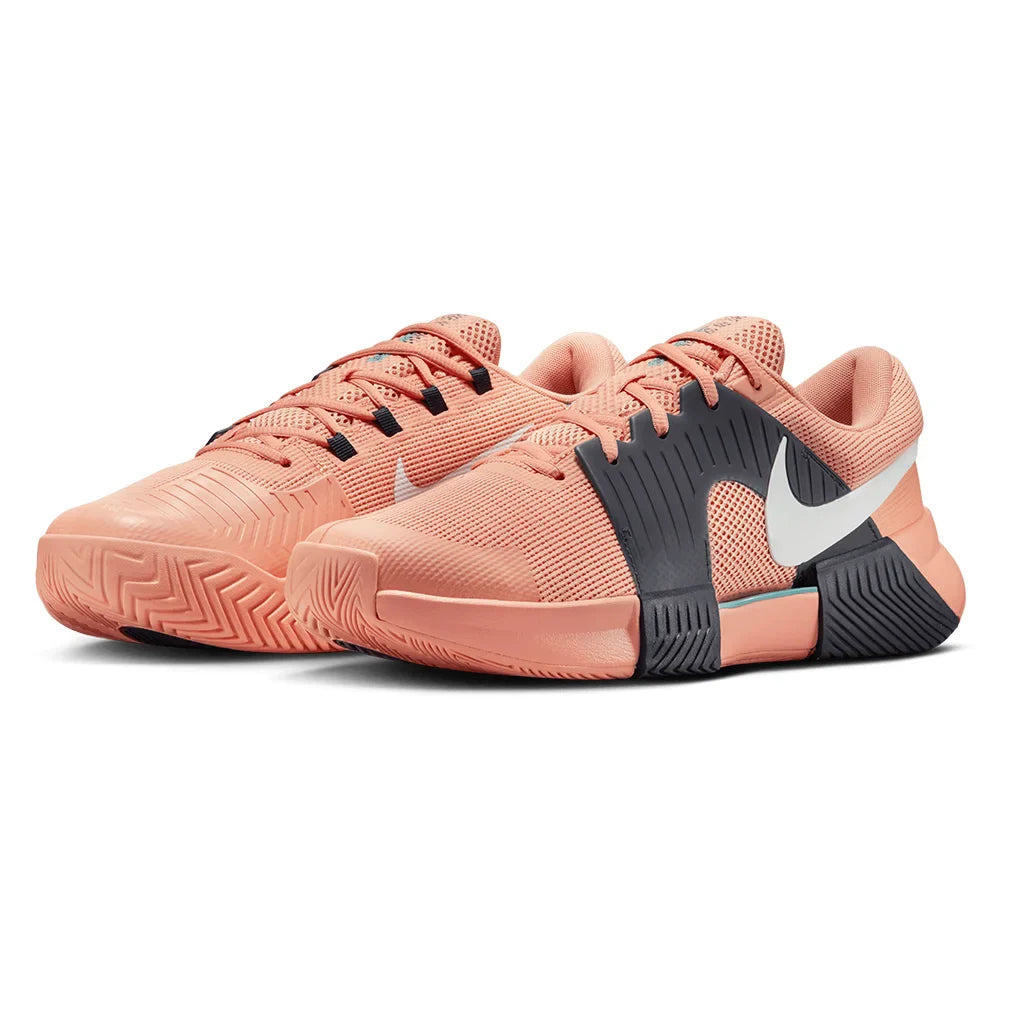 Men`s Zoom GP Challenge 1 Tennis Shoes Apricot Agate and White Footwear Nike