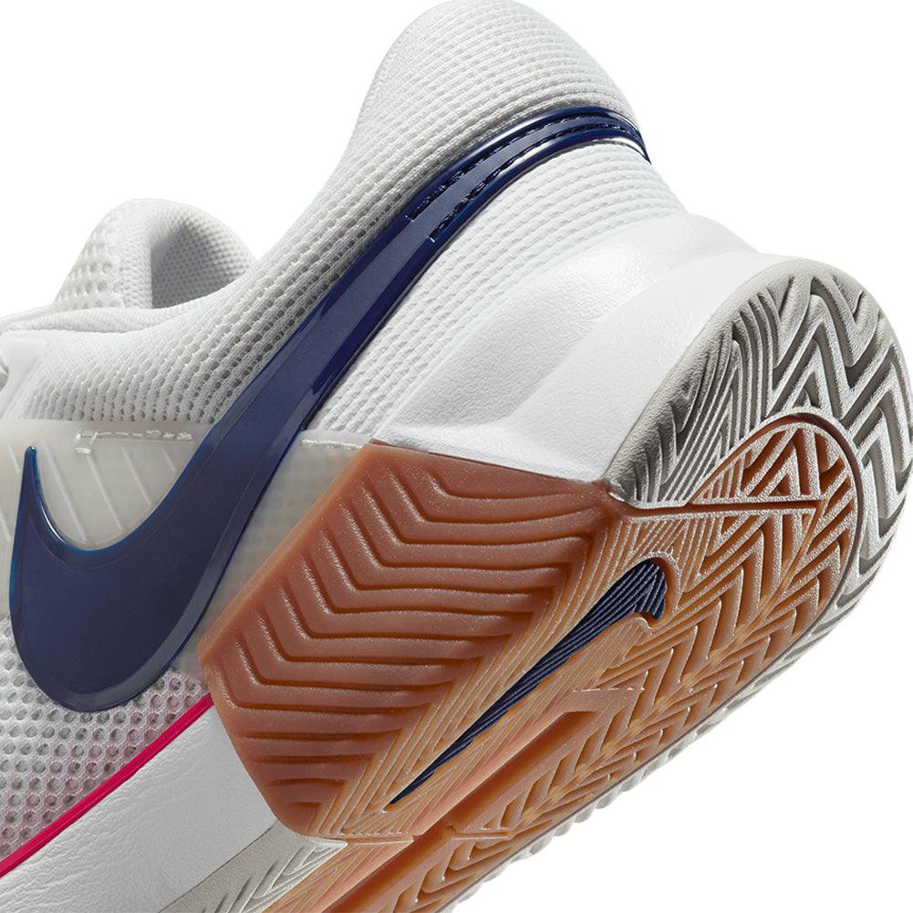 Women`s Zoom GP Challenge 1 Tennis Shoes Summit White and Binary Blue Footwear Nike