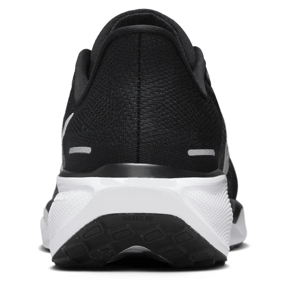 Men`s Pegasus 41 Running Shoes Black and White Footwear Nike