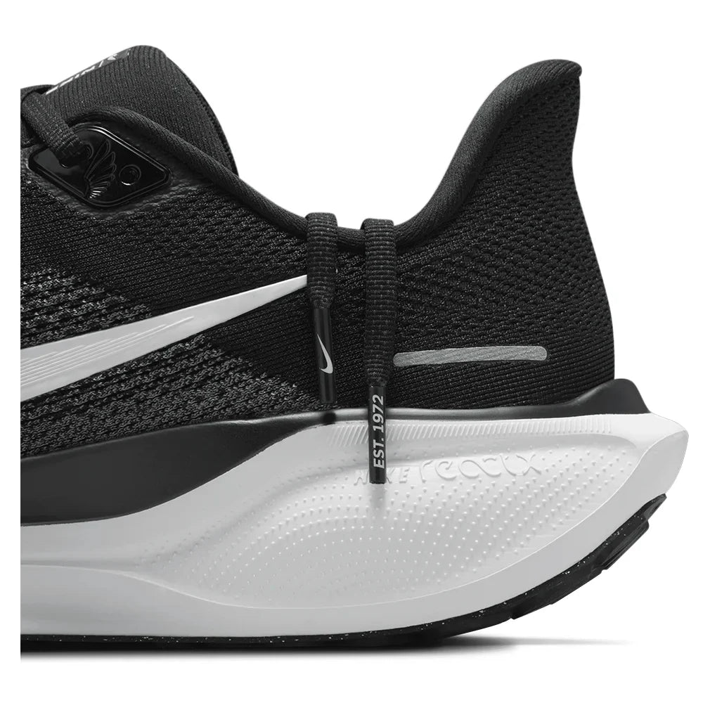Men`s Pegasus 41 Running Shoes Black and White Footwear Nike