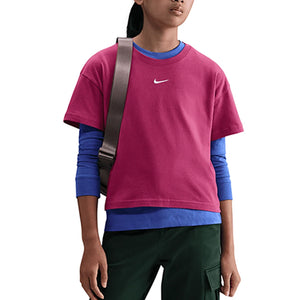 Girls' Sportswear Essential T-Shirt Sweet Beet Apparel Nike