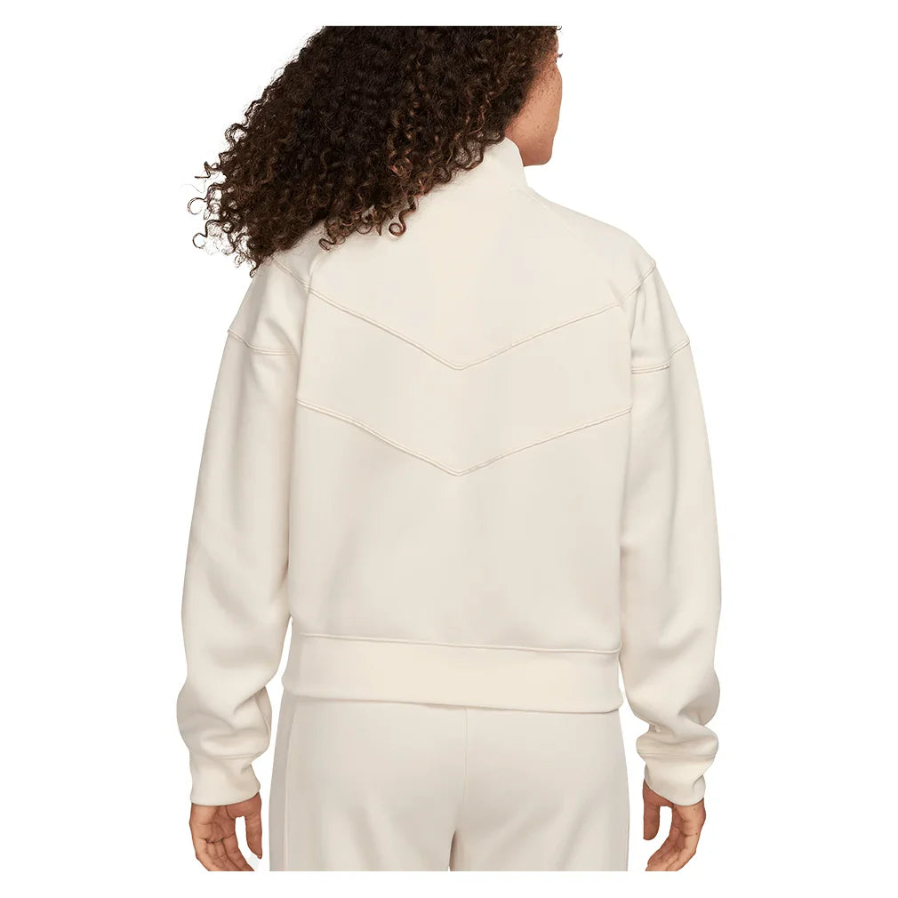 Women`s Court Dri-FIT Heritage Windrunner Poly Knit Jacket Pale Ivory Apparel Nike