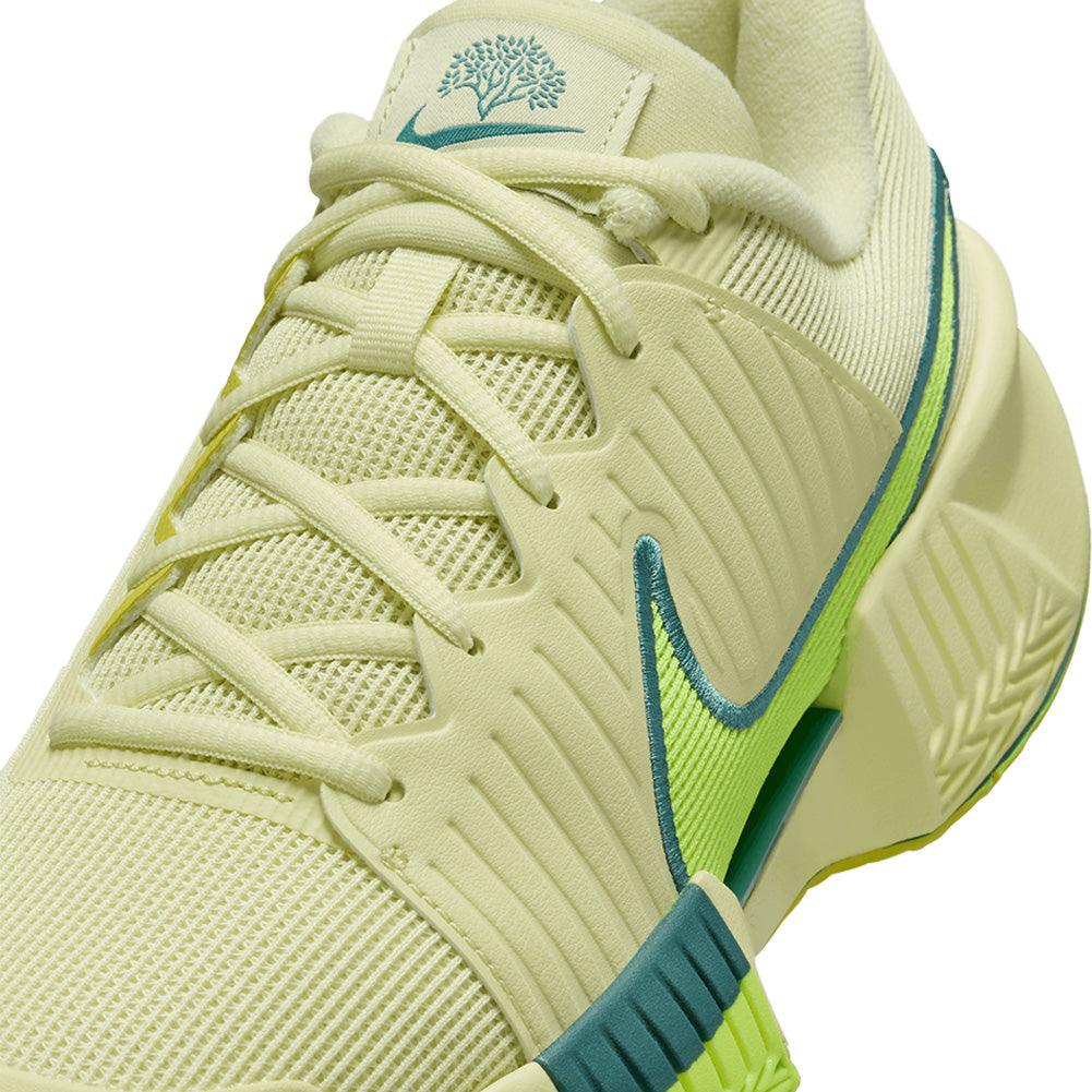 Women`s GP Challenge Pro PRM Tennis Shoes Luminous Green and High Voltage Footwear Nike