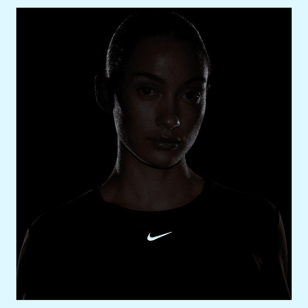Women's One Classic Twist Short Sleeve Top Apparel Nike