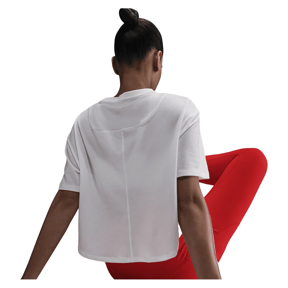 Women`s One Relaxed Dri-FIT Cropped Short Sleeve Top Apparel Nike