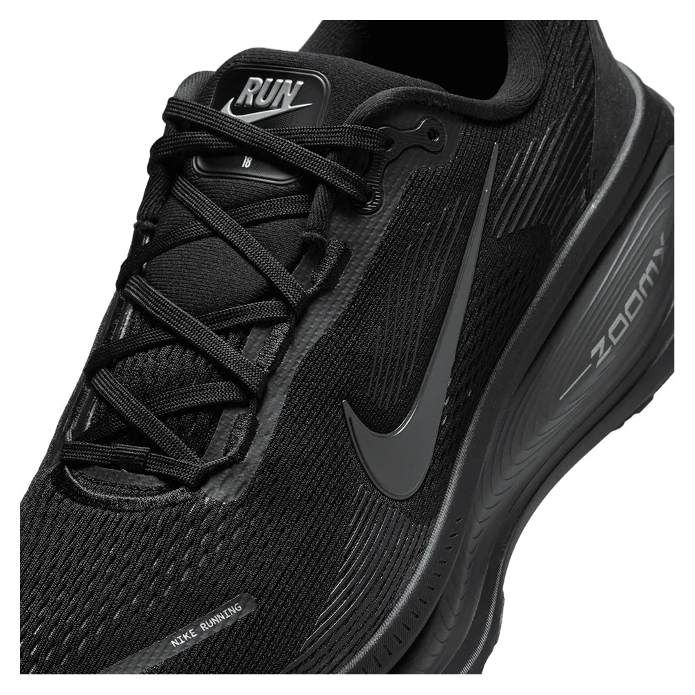 Men`s Vomero 18 Running Shoes Black Footwear Nike