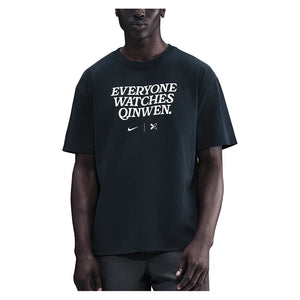 Men`s Qinwen Zheng Tennis T-Shirt Black Apparel Nike