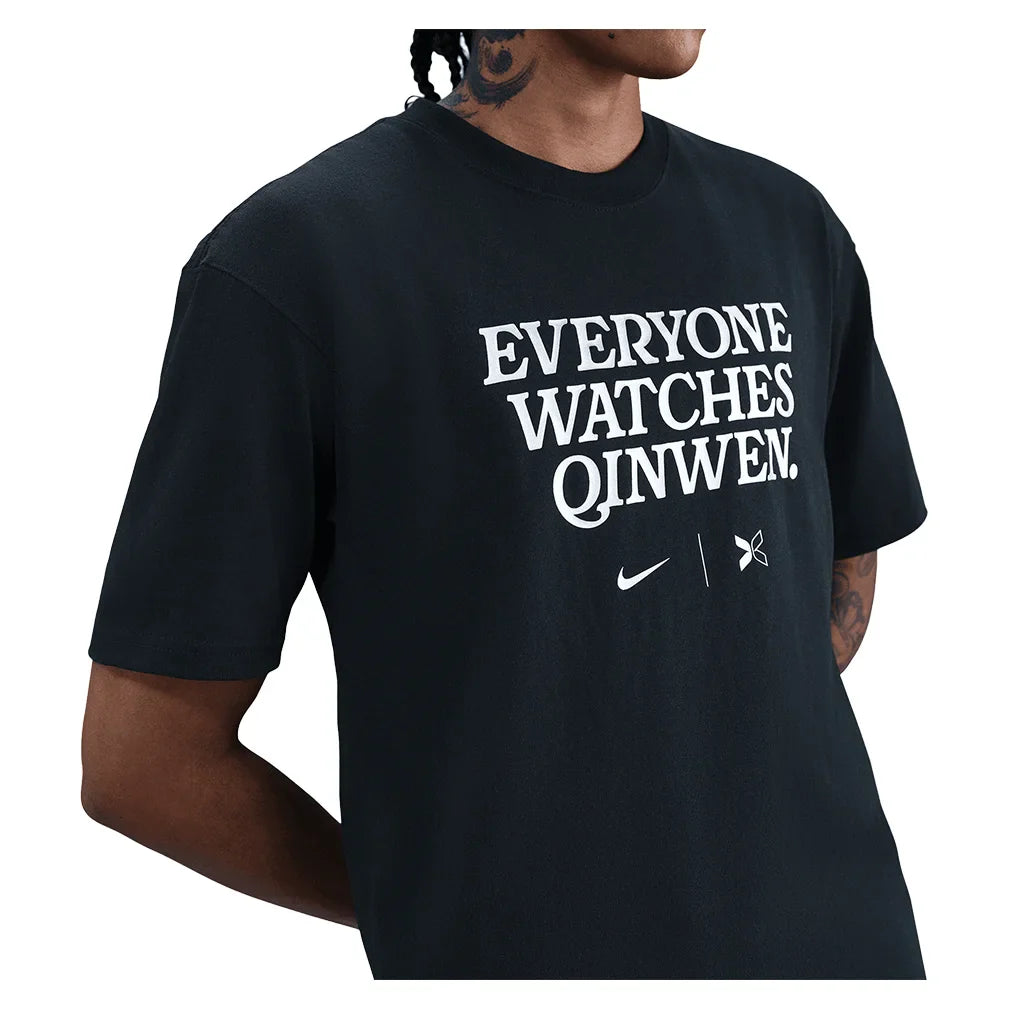 Men`s Qinwen Zheng Tennis T-Shirt Black Apparel Nike