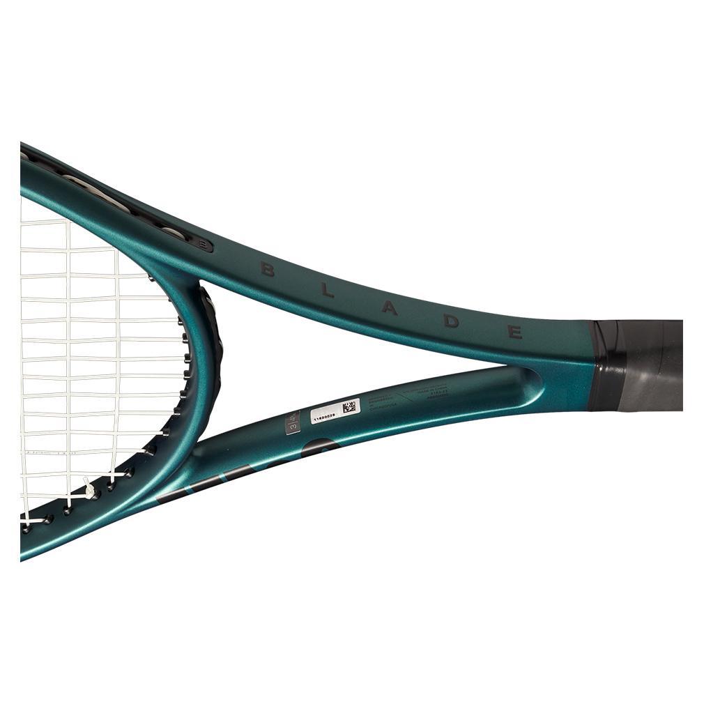 Blade 104 v9.0 Tennis Racquet Wilson