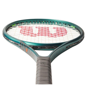 Blade 25 v9.0 Tennis Racquet Wilson