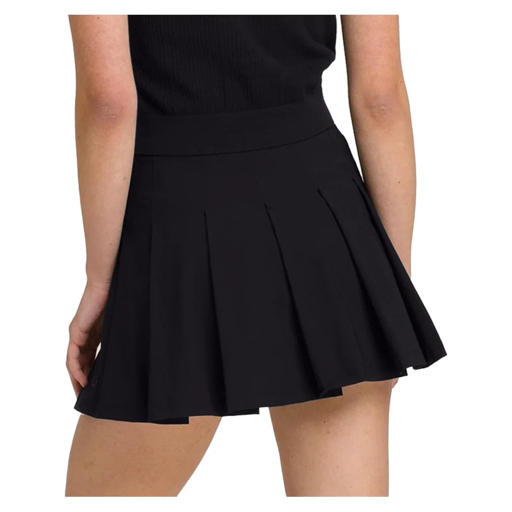 Women`s Classic Pleated Mini Tennis Skort Black Apparel Wilson