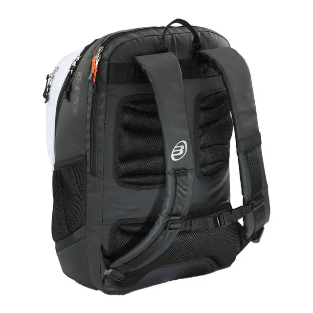 BULLPADEL BPM HACK Blacno och Black 2025 PAQUITO NAVARRO Backpack Padel Bag Bullpadel